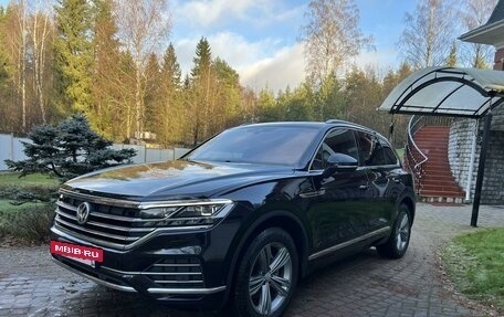 Volkswagen Touareg III, 2018 год, 5 490 000 рублей, 7 фотография