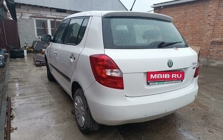 Skoda Fabia II, 2011 год, 415 000 рублей, 1 фотография