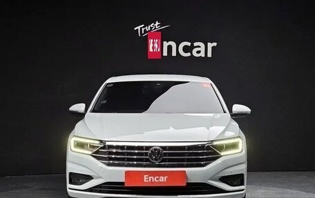 Volkswagen Jetta VII, 2021 год, 2 320 000 рублей, 2 фотография