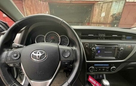 Toyota Auris II, 2013 год, 1 450 000 рублей, 2 фотография