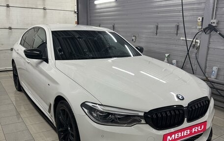 BMW 5 серия, 2019 год, 4 800 000 рублей, 2 фотография