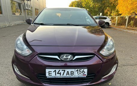 Hyundai Solaris II рестайлинг, 2011 год, 510 000 рублей, 8 фотография