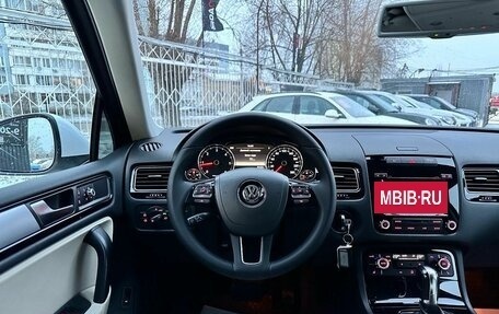 Volkswagen Touareg III, 2012 год, 2 449 000 рублей, 13 фотография