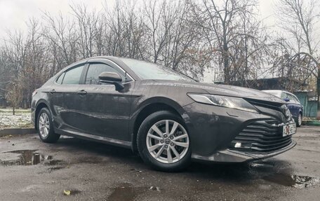 Toyota Camry, 2019 год, 3 390 000 рублей, 31 фотография