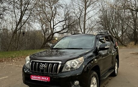 Toyota Land Cruiser Prado 150 рестайлинг 2, 2011 год, 3 000 000 рублей, 1 фотография