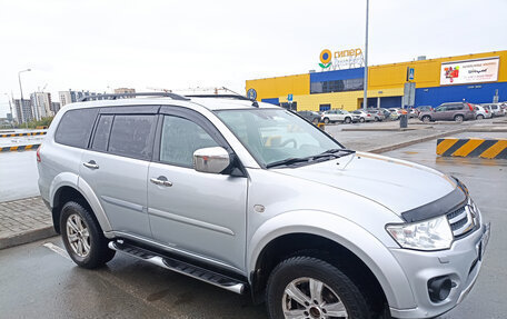 Mitsubishi Pajero Sport II рестайлинг, 2013 год, 2 350 000 рублей, 3 фотография