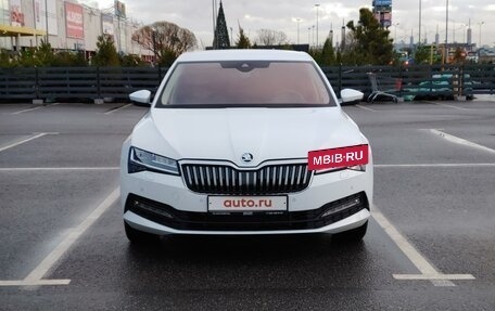 Skoda Superb III рестайлинг, 2019 год, 2 950 000 рублей, 10 фотография