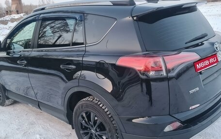 Toyota RAV4, 2018 год, 2 700 000 рублей, 17 фотография