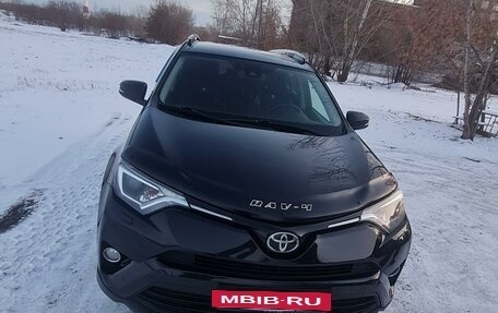 Toyota RAV4, 2018 год, 2 700 000 рублей, 18 фотография