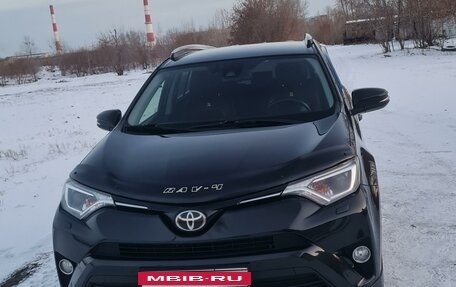 Toyota RAV4, 2018 год, 2 700 000 рублей, 22 фотография