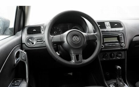 Volkswagen Polo VI (EU Market), 2012 год, 870 000 рублей, 14 фотография