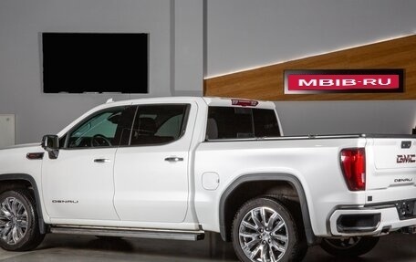 GMC Sierra, 2022 год, 9 888 000 рублей, 4 фотография