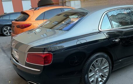 Bentley Flying Spur II, 2013 год, 5 900 000 рублей, 4 фотография