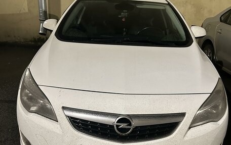 Opel Astra J, 2011 год, 1 050 000 рублей, 9 фотография