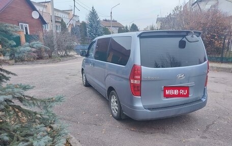 Hyundai Grand Starex Grand Starex I рестайлинг 2, 2008 год, 1 330 000 рублей, 3 фотография