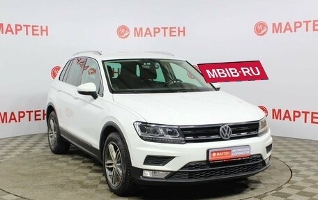 Volkswagen Tiguan II, 2017 год, 2 199 000 рублей, 3 фотография