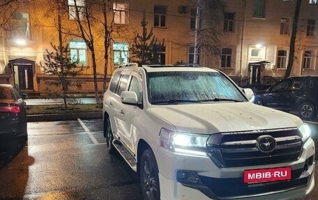 Toyota Land Cruiser 200, 2018 год, 8 500 000 рублей, 3 фотография