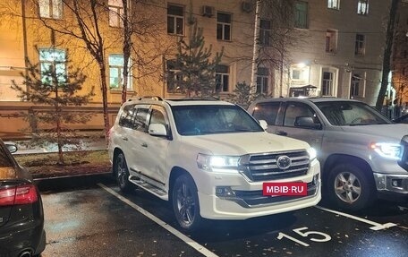 Toyota Land Cruiser 200, 2018 год, 8 500 000 рублей, 17 фотография