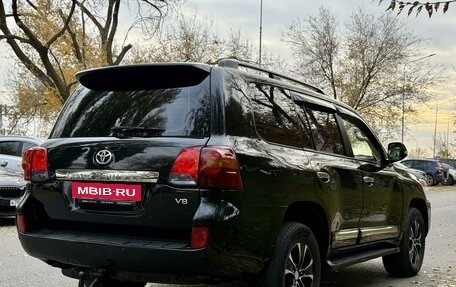 Toyota Land Cruiser 200, 2012 год, 3 300 000 рублей, 8 фотография