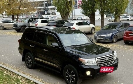 Toyota Land Cruiser 200, 2012 год, 3 300 000 рублей, 2 фотография