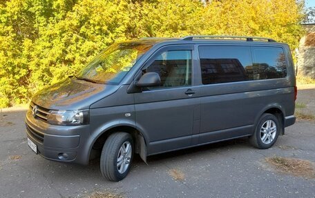 Volkswagen Caravelle T5, 2014 год, 2 200 000 рублей, 3 фотография