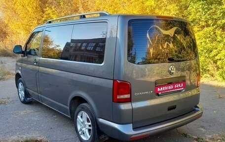 Volkswagen Caravelle T5, 2014 год, 2 200 000 рублей, 5 фотография