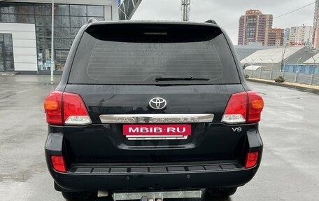 Toyota Land Cruiser 200, 2012 год, 3 800 000 рублей, 4 фотография