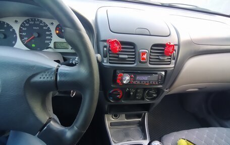 Nissan Almera, 2000 год, 250 000 рублей, 9 фотография