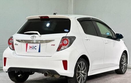 Toyota Vitz, 2014 год, 830 000 рублей, 8 фотография