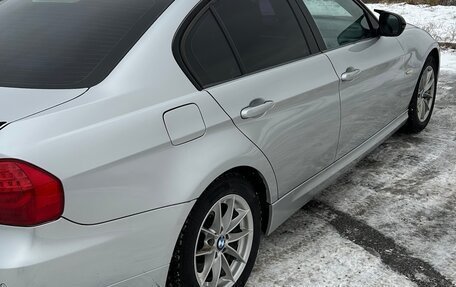 BMW 3 серия, 2010 год, 1 050 000 рублей, 11 фотография