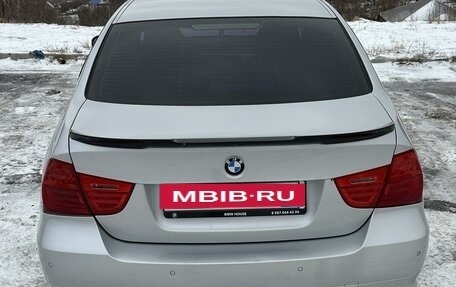 BMW 3 серия, 2010 год, 1 050 000 рублей, 2 фотография