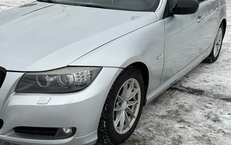 BMW 3 серия, 2010 год, 1 050 000 рублей, 15 фотография