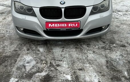 BMW 3 серия, 2010 год, 1 050 000 рублей, 16 фотография