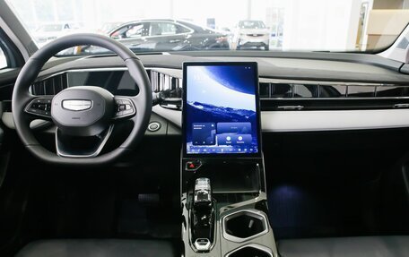 Geely Atlas, 2024 год, 3 925 000 рублей, 17 фотография