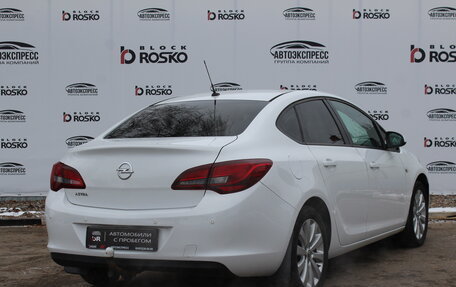 Opel Astra J, 2013 год, 820 000 рублей, 5 фотография