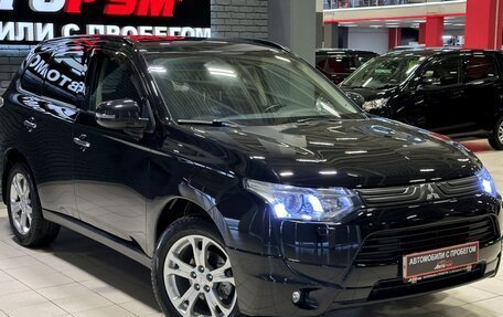 Mitsubishi Outlander III рестайлинг 3, 2012 год, 1 837 000 рублей, 3 фотография