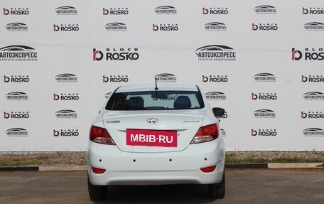 Hyundai Solaris II рестайлинг, 2013 год, 820 000 рублей, 6 фотография