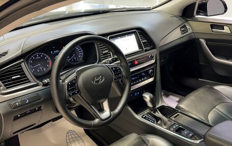 Hyundai Sonata VII, 2018 год, 2 347 000 рублей, 7 фотография