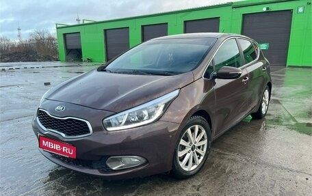 KIA cee'd III, 2012 год, 1 140 000 рублей, 2 фотография