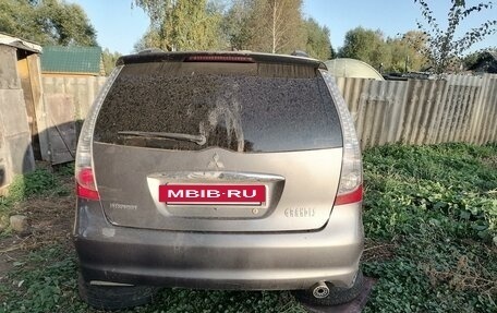 Mitsubishi Grandis, 2008 год, 320 000 рублей, 2 фотография