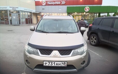 Mitsubishi Outlander III рестайлинг 3, 2007 год, 800 000 рублей, 1 фотография