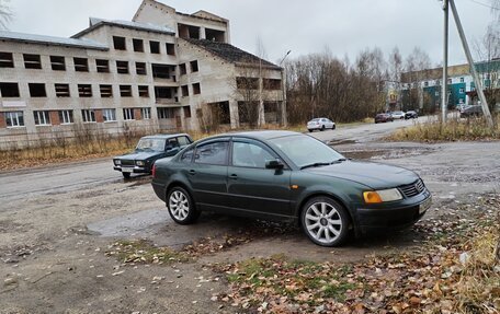 Volkswagen Passat B5+ рестайлинг, 1998 год, 250 000 рублей, 3 фотография