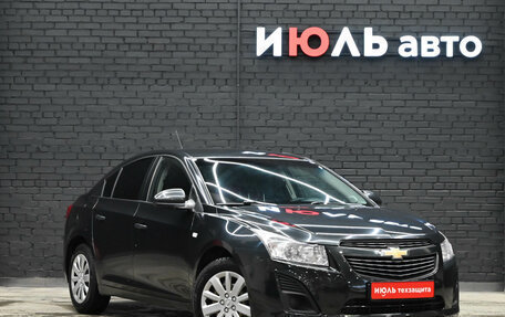 Chevrolet Cruze II, 2012 год, 820 000 рублей, 3 фотография