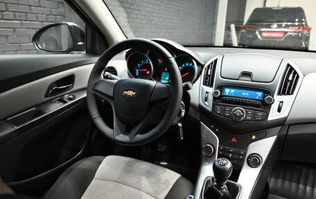 Chevrolet Cruze II, 2012 год, 820 000 рублей, 10 фотография