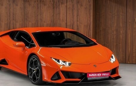 Lamborghini Huracán, 2020 год, 34 990 000 рублей, 5 фотография