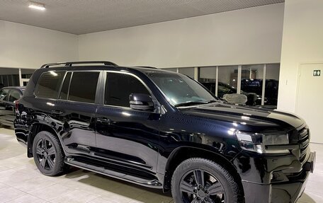 Toyota Land Cruiser 200, 2018 год, 9 500 000 рублей, 6 фотография