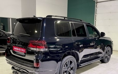 Toyota Land Cruiser 200, 2018 год, 9 500 000 рублей, 3 фотография