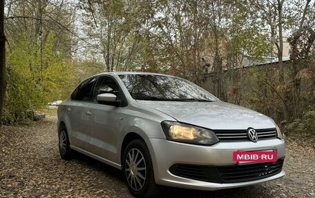 Volkswagen Polo VI (EU Market), 2012 год, 680 000 рублей, 2 фотография