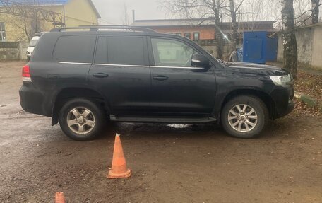 Toyota Land Cruiser 200, 2019 год, 7 500 000 рублей, 5 фотография