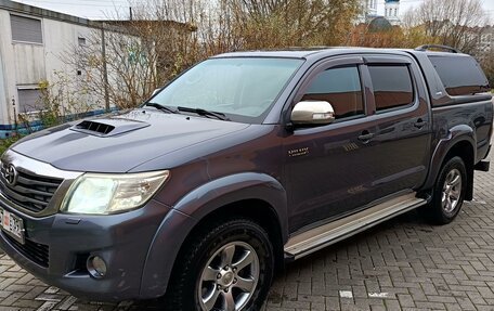 Toyota Hilux VII, 2012 год, 2 600 000 рублей, 2 фотография